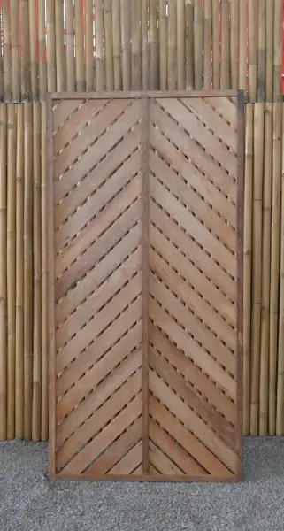 Product image 5 of the product “Coconut wood fence, model Heringbone, 90 x 180 cm height, natural. ”
